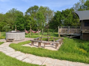 Large and Luxurious Bossington Safari Tent for 6 with Hot Tub near Brompton Ralph, Somerset, England